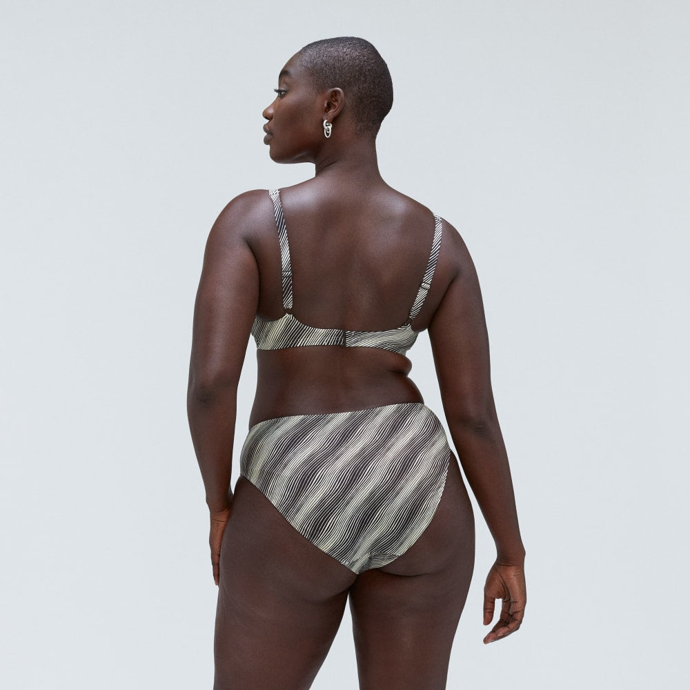 The High-Rise Cheeky Bikini Bottom in Black / Canvas — detail view