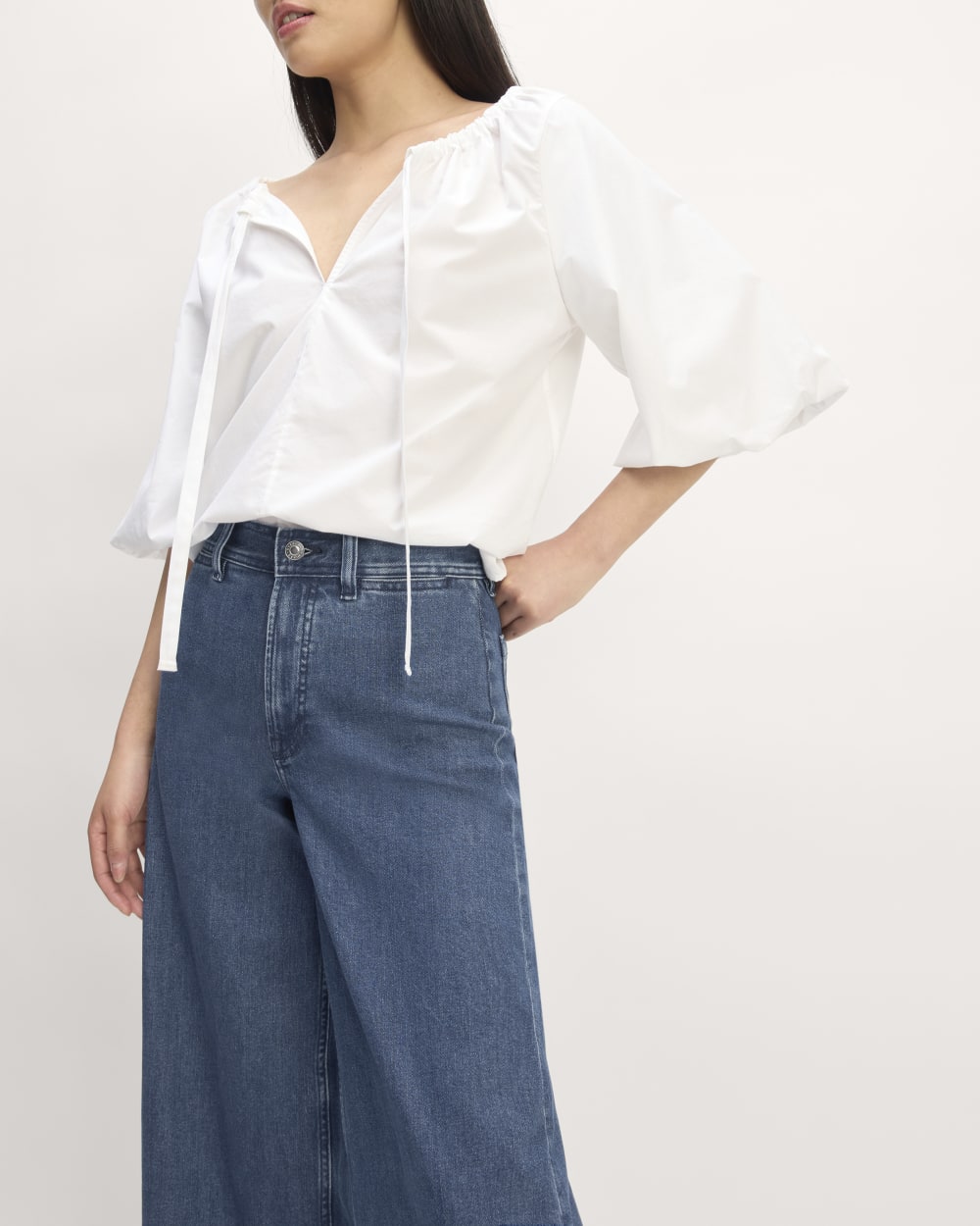 The Mariner Cropped Jean in Ocean Blue — detail view